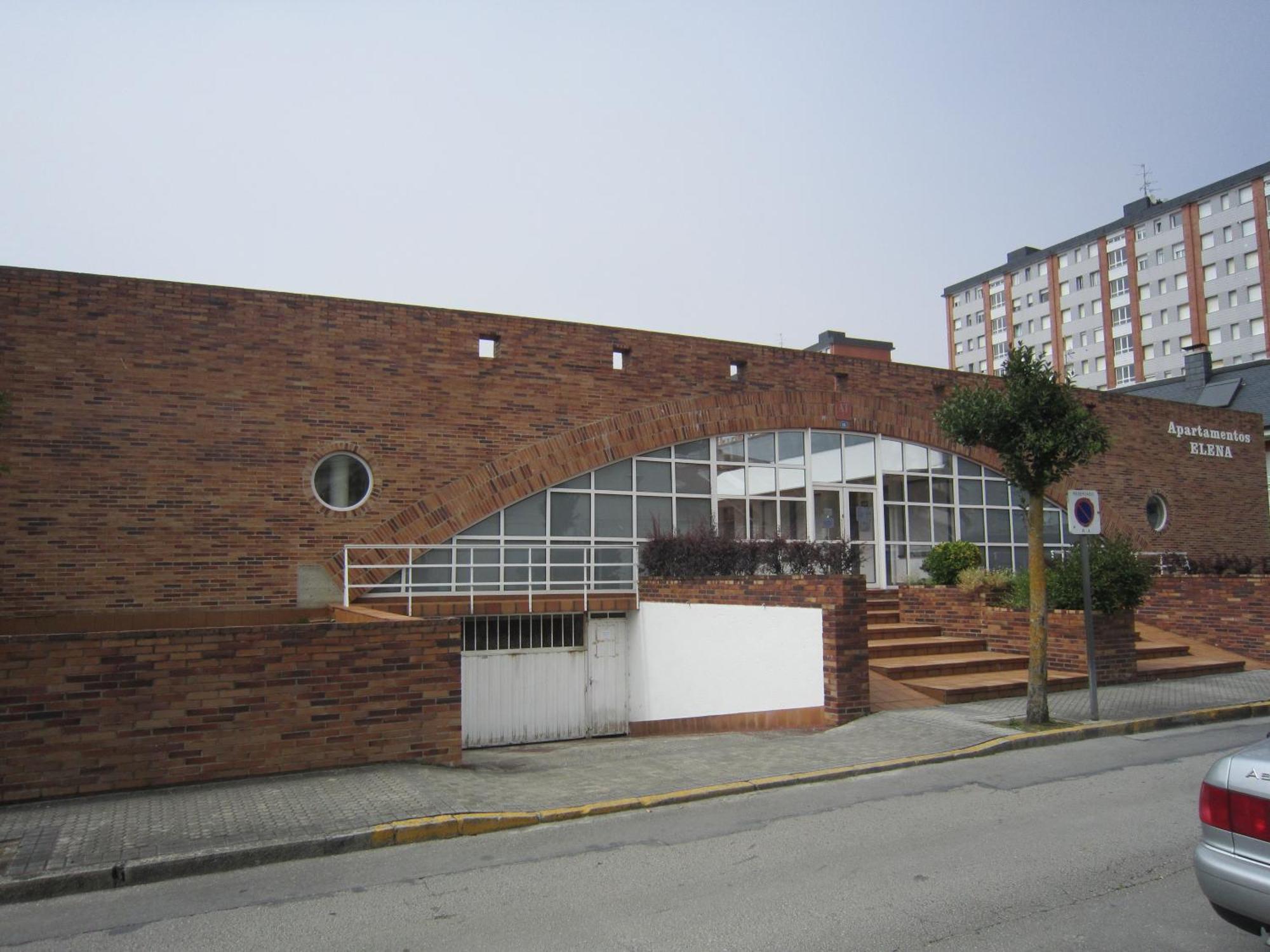 Apartamentos Elena Laredo Luaran gambar