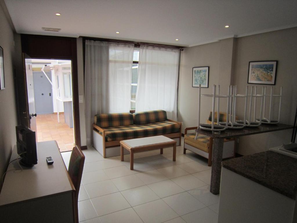 Apartamentos Elena Laredo Bilik gambar
